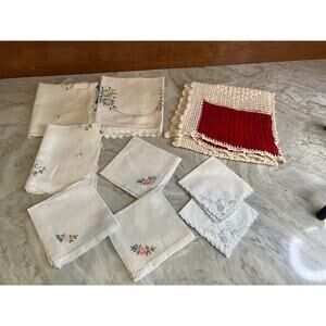 Vintage Embroidered Linen Lot Napkins Crochet Runner